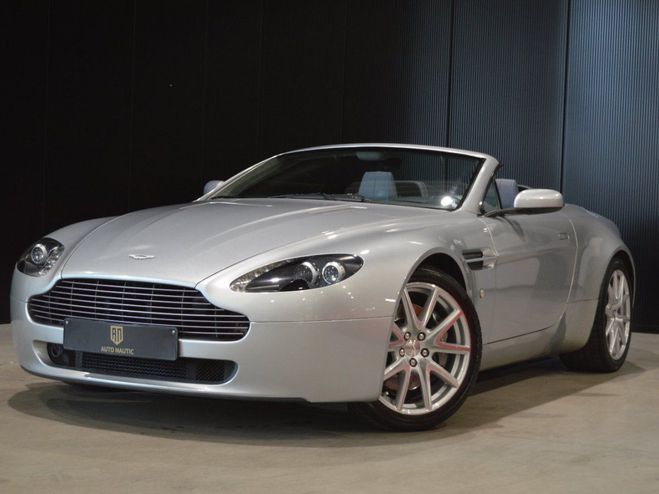 Aston martin V8 Vantage 4.3i Roadster 385 ch Suivi gris clair de 2007