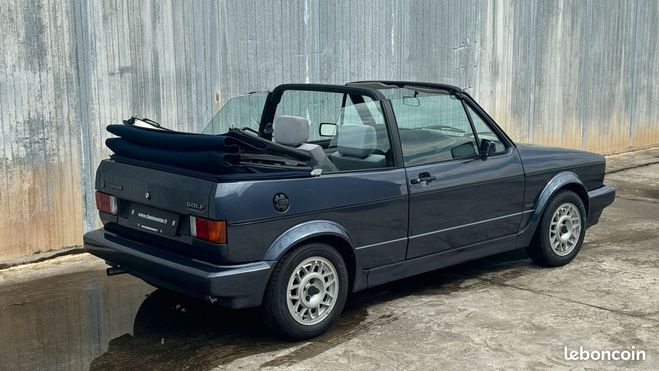 Volkswagen Golf VW 1 Cabriolet 98cv injection Bleu de 1990