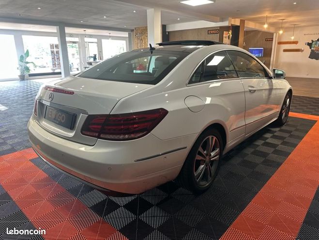 Mercedes Classe E COUPE 3.0 350 BLUETEC 260 EXECUTIVE 9G-T Blanc de 2014