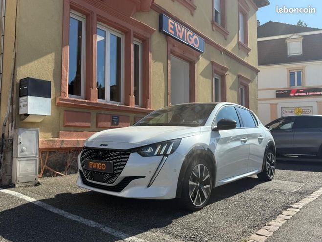 Peugeot 208 E-208 GENERATION-II ELECTRIC 135 77PPM 5 Blanc de 2020