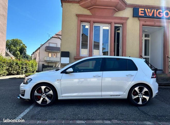 Volkswagen Golf 7 GTI PERFORMANCE BVA STAGE 1 ETHANOL- L Blanc de 2013