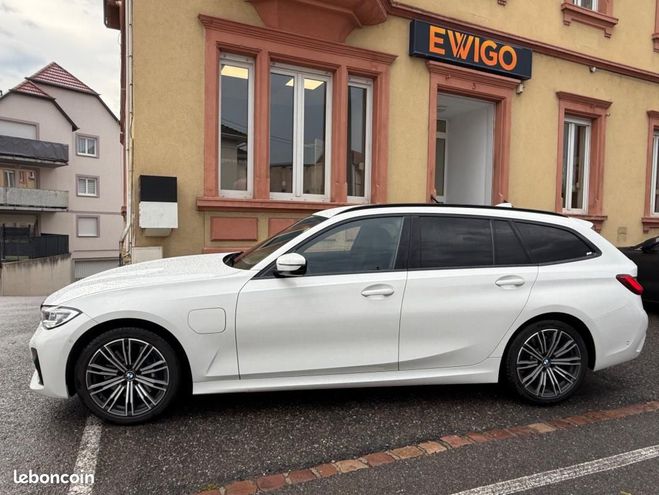 BMW Serie 3 Touring 2.0 330 E 292H 185 PHEV HYBRID 1 Blanc de 2020