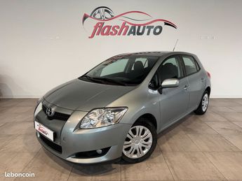  Voir détails -Toyota Auris 1.4 D-4D 90cv-2010-62000km à Gerzat (63)