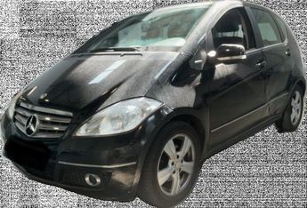  Voir détails -Mercedes Classe A 180 CDI AVANTGARDE CONTACT à Cannes (06)