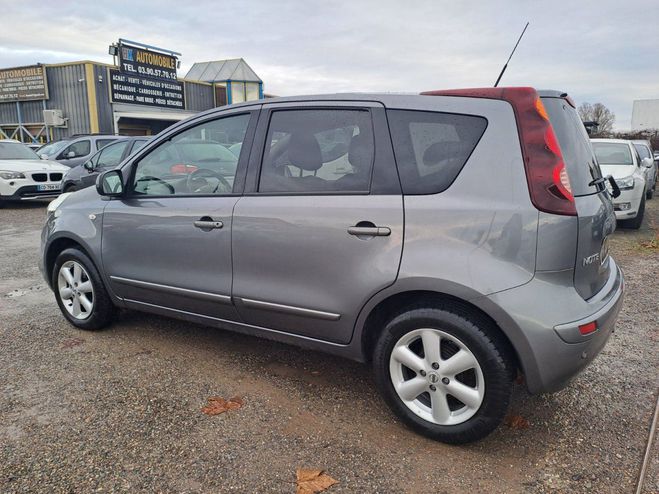 Nissan Note 1.5 dCi 90 cv GRIS de 2013