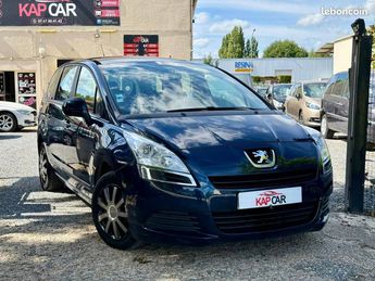  Voir détails -Peugeot 5008 1.6 HDi FAP Confort Pack BMP6 5pl à Saint-Soupplets (77)