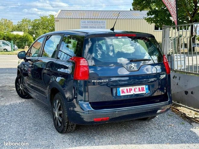 Peugeot 5008 1.6 HDi FAP Confort Pack BMP6 5pl Bleu de 2010
