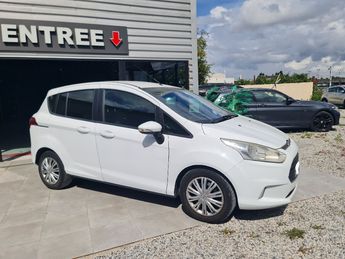  Voir détails -Ford B Max 1.0L 100 CV * REPRISE POSSIBLE * à Maubeuge (59)