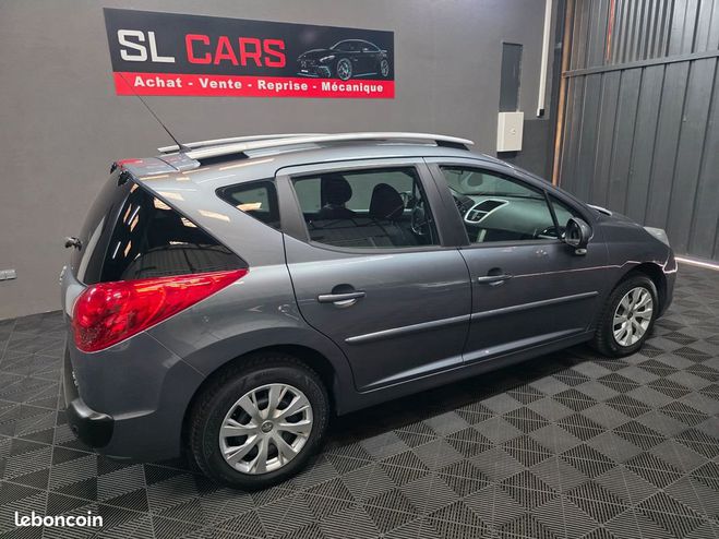 Peugeot 207 SW 1.4l 95ch Urban Move  de 2011