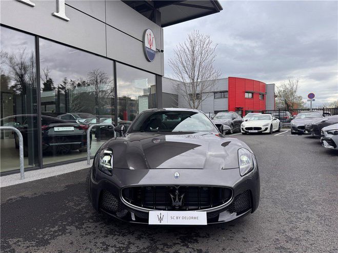 Maserati Gran Turismo Modena V6 490 Grigio Maratea de 