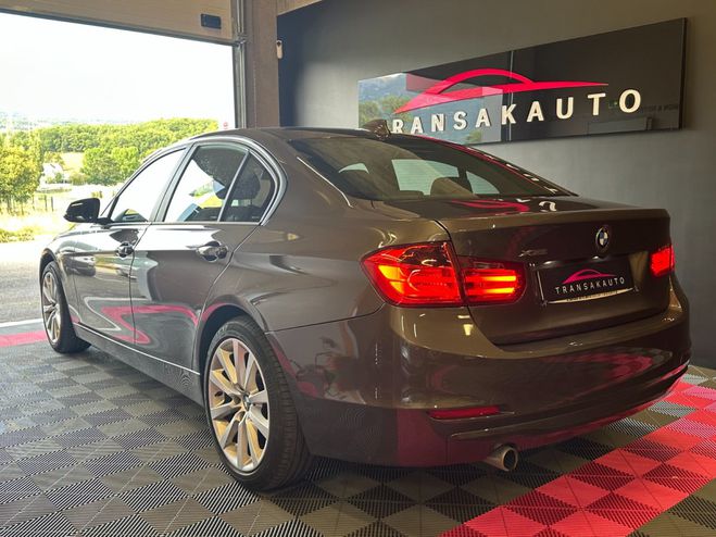 BMW Serie 3 F30 320d xDrive 184 ch Finition Lounge - Marron de 2013