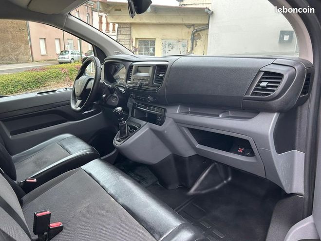 Peugeot Expert III Combi 1.5 HDI 120 cv 3 Places Garant Autre de 2019