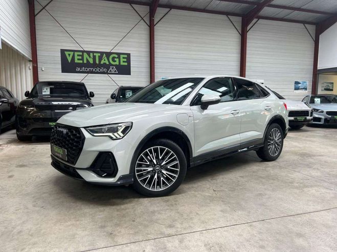 Audi Q3 45 TFSIe 245 ch S tronic 6 S line Gris de 2021