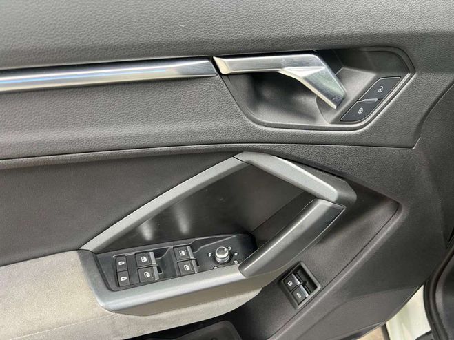 Audi Q3 45 TFSIe 245 ch S tronic 6 S line Gris de 2021
