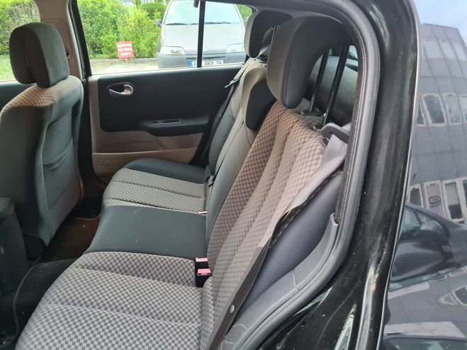 Renault Megane 1.5 dci 100 DYNAMIQUE BOITE 5 Noir de 2005