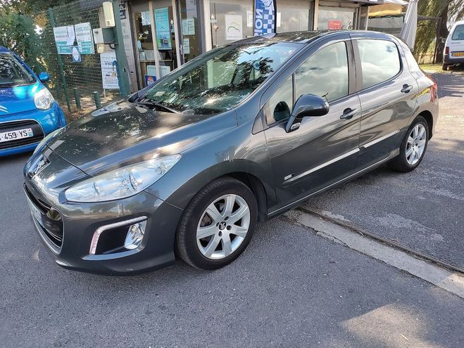 Peugeot 308 1.6 HDi 92 ACTIVE CLIM - FAIBLE KM - KIT Gris anthracite de 2013