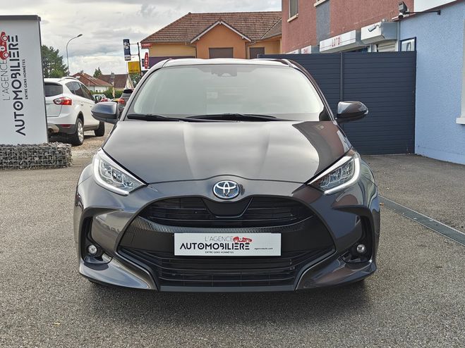 Toyota Yaris 116ch Design 5p Gris de 2021