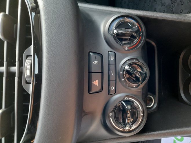 Peugeot 208 AFFAIRE 1.6 BLUEHDI 75CH PREMIUM Blanc de 2018