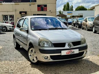  Voir détails -Renault Clio II 1.5 dCi 100ch Sport Dynamique à Saint-Soupplets (77)