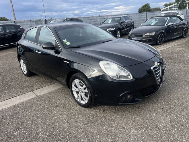 Alfa romeo Giulietta 1.6 JTDm 105ch Distinctive Clim Rgulate NOIR de 2013