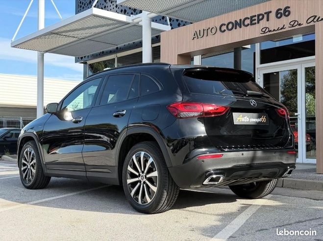 Mercedes Classe GLA Classe 250e Hybride rechargeable Amg Lin Noir de 2020