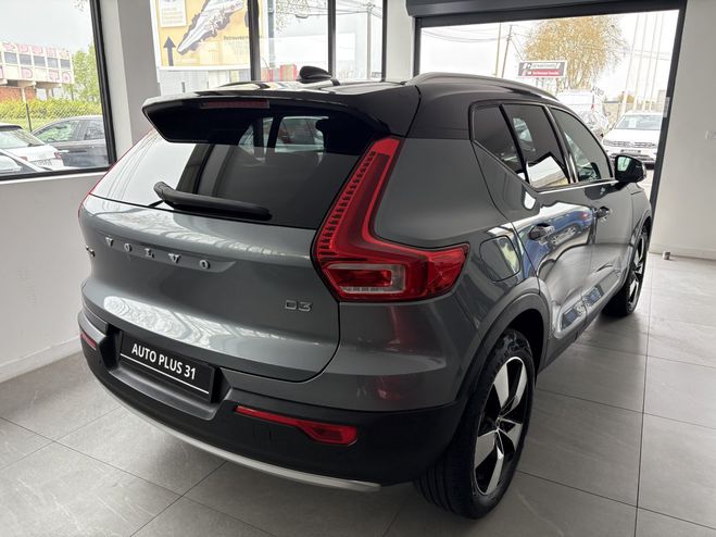 Volvo XC40 D3 150 ch Momentum Grise de 2019