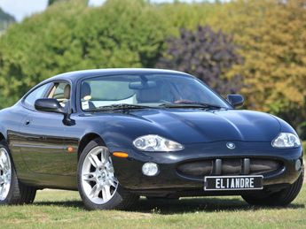  Voir détails -Jaguar XK8 4.0 V8 à Paris (75)