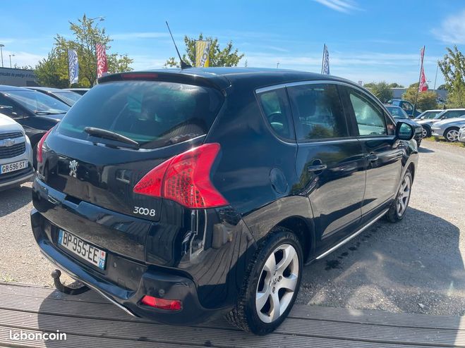 Peugeot 3008 2.0 hdi 150ch business pack bvm6 Noir de 2011