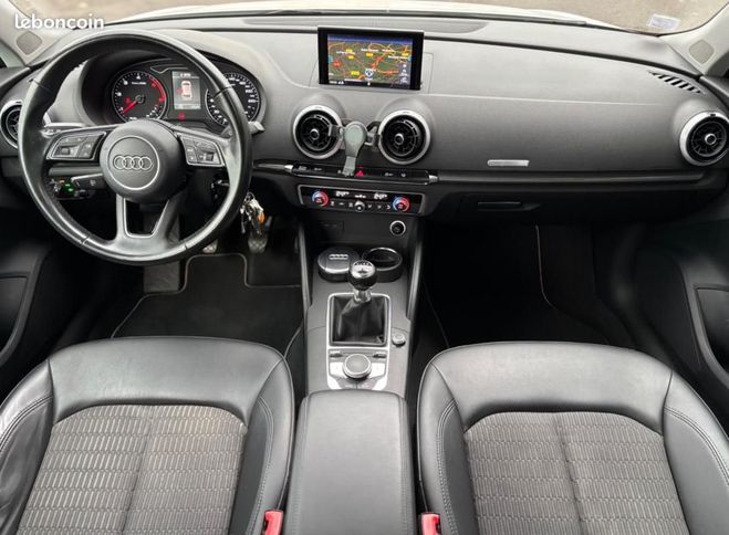 Audi A3 Sportback 1.6 TDI 110CH S&S DESIGN PHASE Blanc de 2017