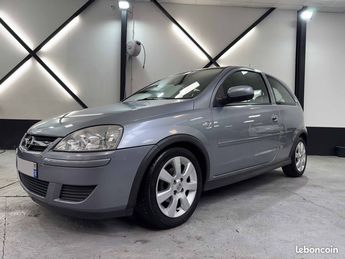  Voir détails -Opel Corsa 1.2 Twinport 3p 80Ch à  Le Havre (76)