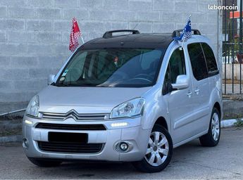  Voir détails -Citroen Berlingo 1.6 HDi 90CV CONFORT Anne 12-2014 214.0 à pinay-sur-Seine (93)