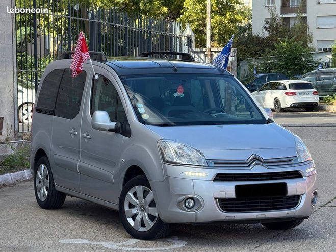 Citroen Berlingo 1.6 HDi 90CV CONFORT Anne 12-2014 214.0 Gris de 2015