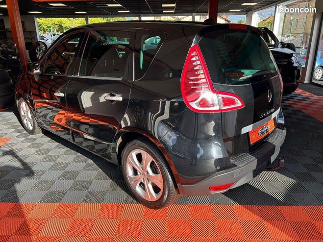 Renault Scenic III Pack Privilge BVA 2.0 DCI 150 cv Ga  de 2010