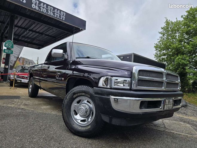 Dodge Ram 2500 8.0 V10 Magnum exceptionnel 62 000  Violet de 1995