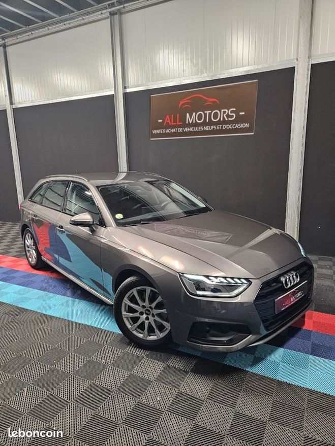 Audi A4 Avant 35 TDI 163ch Business Line Stronic Gris de 2021
