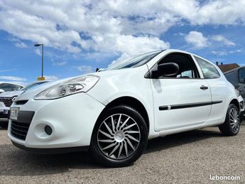  Voir détails -Renault Clio III 1.5 DCI 75CH ALIZE ECO 3P à Strasbourg (67)