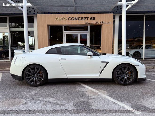 Nissan GT R GTR 3.8L V6 485 ch origine France Blanc de 2010