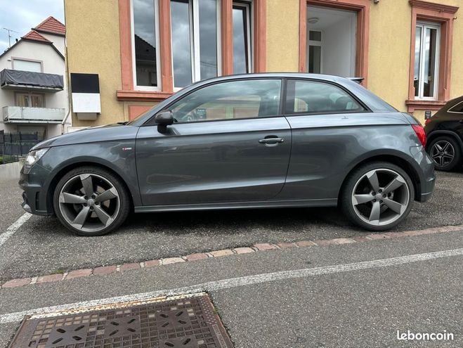 Audi A1 1.4 TFSI 185 S-line S-TRONIC BVA TOIT OU Gris de 2011