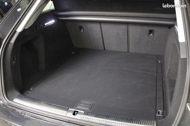 Audi A4 Avant 30 TDI 136CH BUSINESS LINE S TRONI Gris de 2021