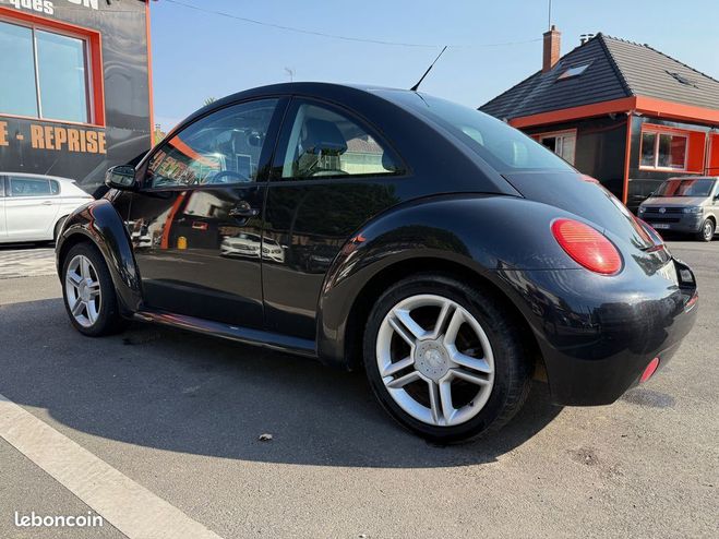 Volkswagen Beetle 1.6 102CH CARAT Noir de 2004