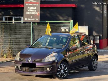  Voir détails -Renault Clio 3 1.5 dCi 90CV 5 Portes Anne 01-2007 19 à pinay-sur-Seine (93)