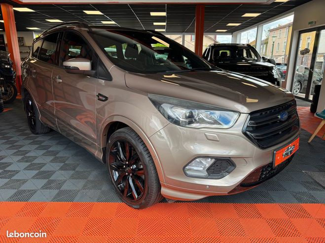 Ford Kuga ST-LINE 1.5I 16V 150 4x2 180 cv Garantie  de 2018