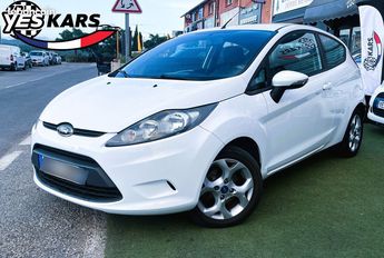  Voir détails -Ford Fiesta 1.4 TDCi 68ch Trend 3p à Saint-Maximin-la-Sainte-Baume (83)