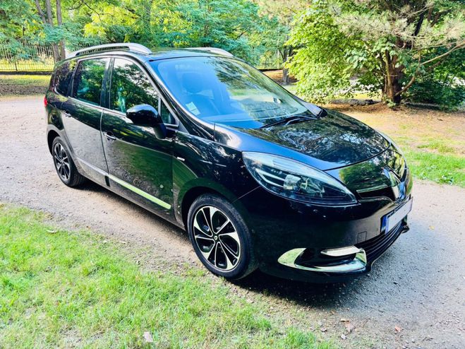 Renault Megane GRAND SCENIC 1.2 TCE 130 ENERGY BOSE EDI NOIR de 2015