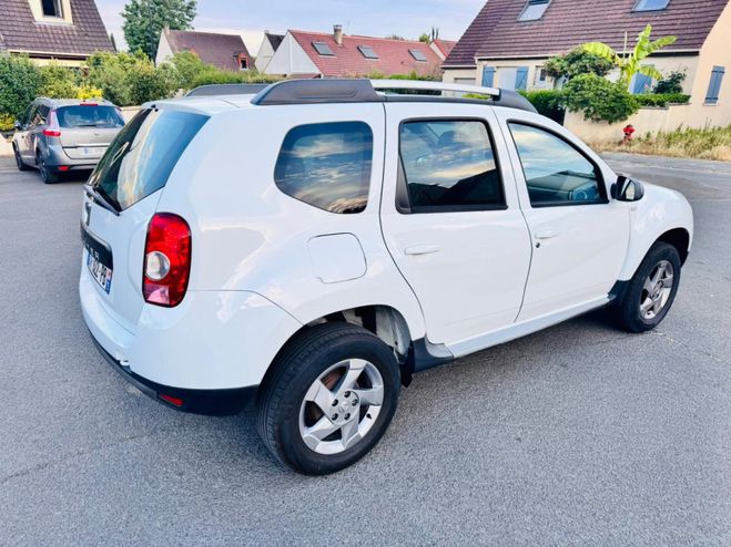 Dacia Duster 1.5 DCI 110 CH LAUREATE 4x2 BLANC de 2013