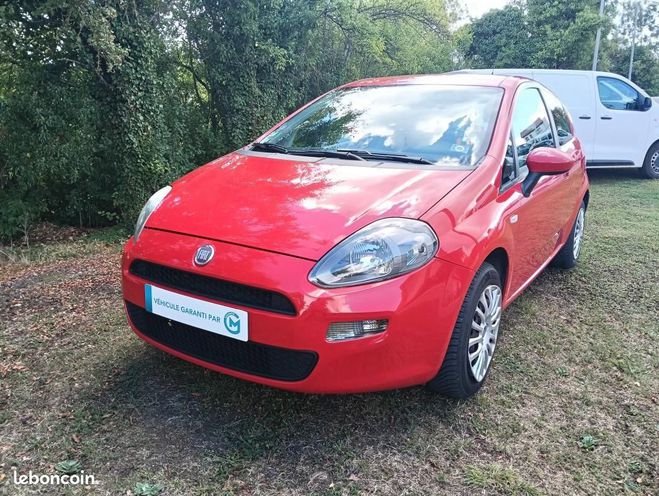 Fiat Punto 1.2 8v 69ch S&S Dynamic 3p Rouge de 2012