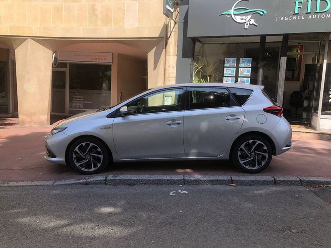 Toyota Auris  GRIS CLAIR de 2018