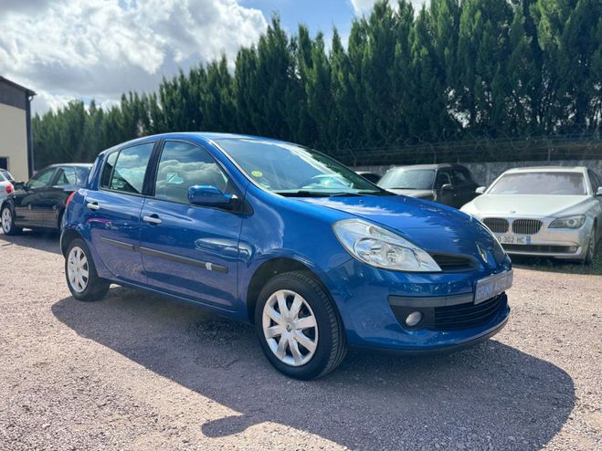Renault Clio III 1.4i Privilge 100ch Bleu de 2007