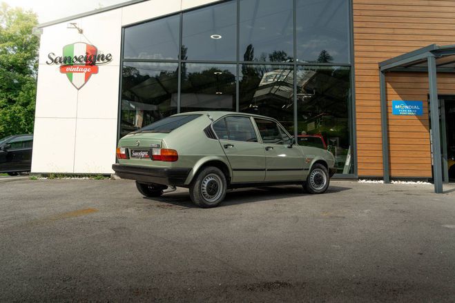 Alfa romeo Alfasud  ROUGE de 1983