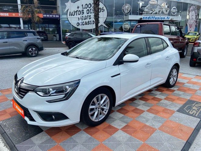 Cliquer pour voir la photo suivante Renault Megane SOCIETE Blue DCi 95 BV6 ZEN GPS JA 16